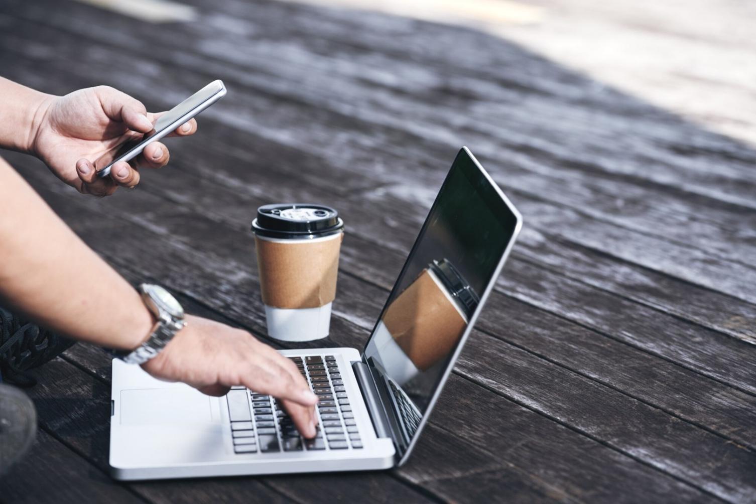 Revisión de métricas de conversión en pantalla